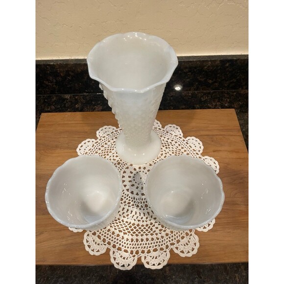 3 piece vintage fire king Milk Glass set - Picture 2 of 8
